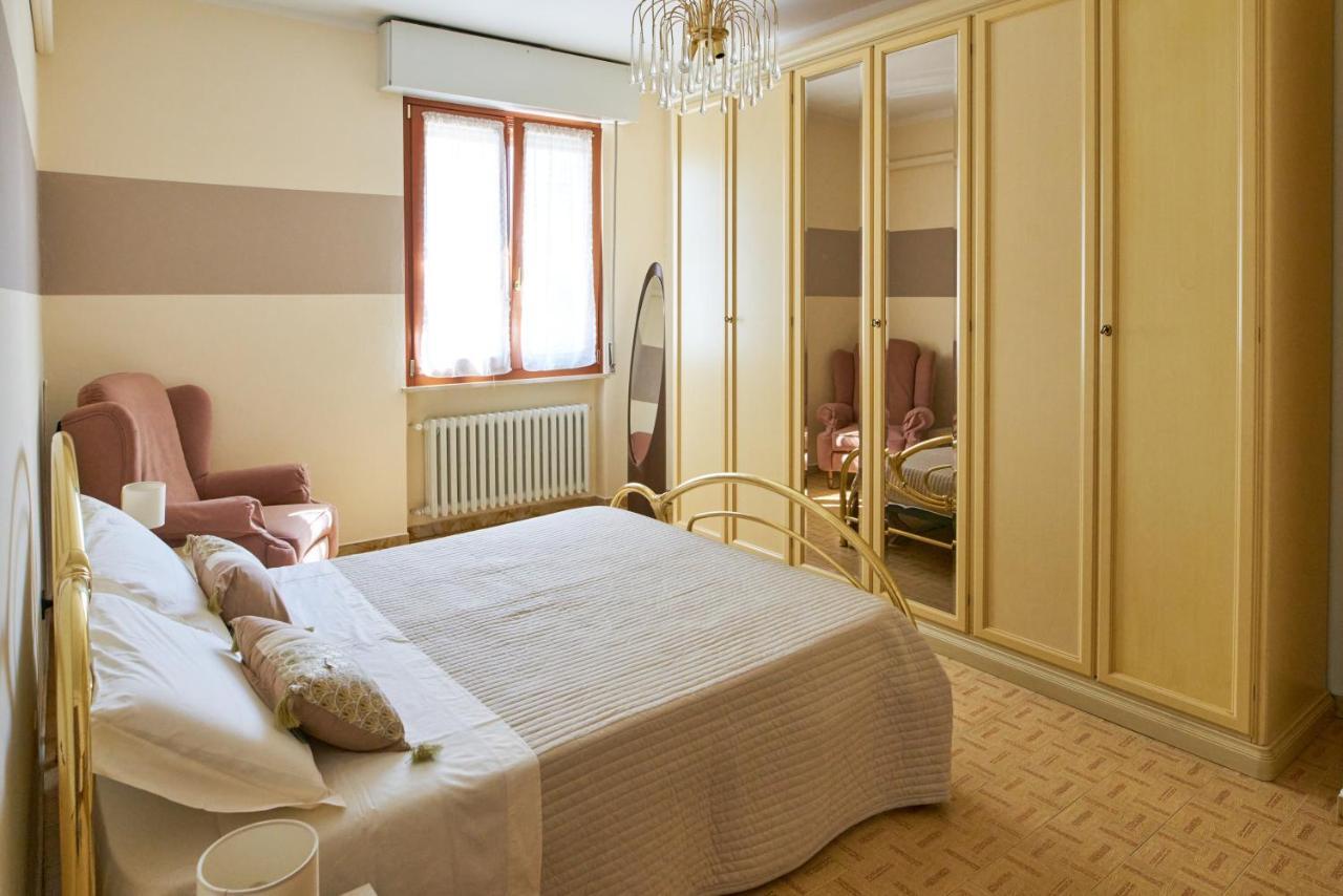 Cinzia'S Holiday Home Desenzano del Garda Kültér fotó